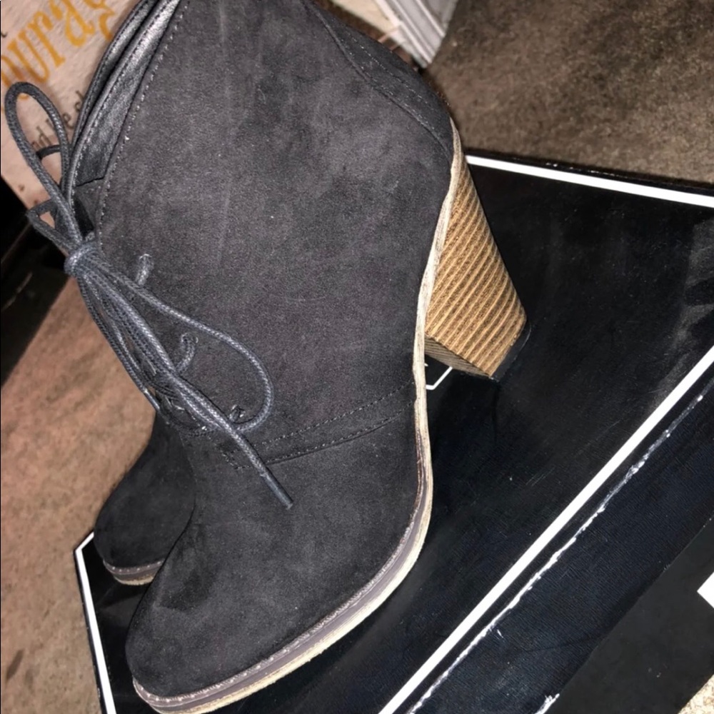 Women’s Suede Black Booties